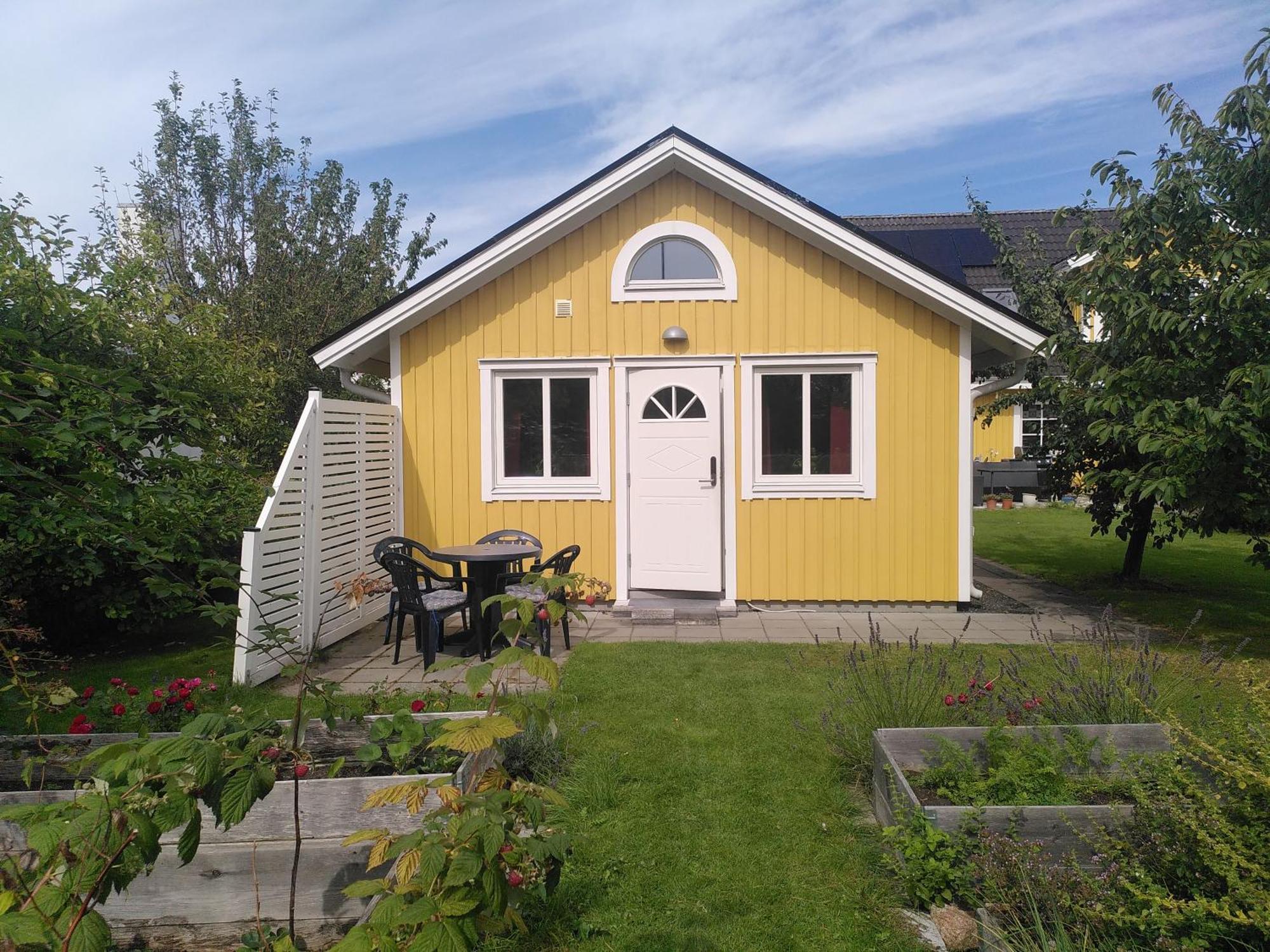 Attefallshus Byggt 2019 Helsingborg Luaran gambar